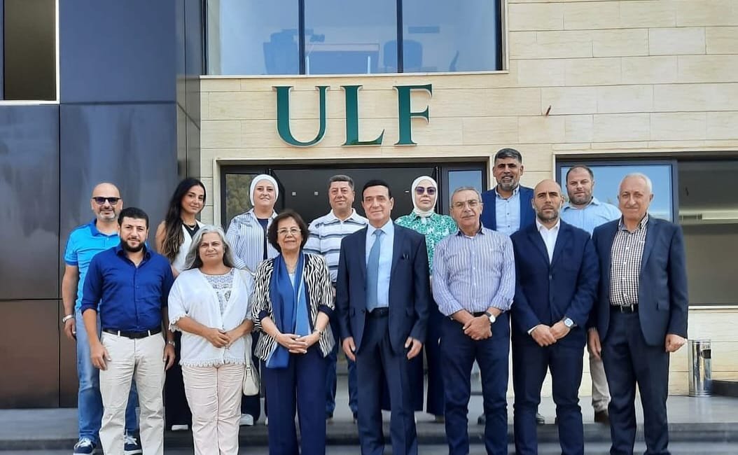 استضافت بلدية أنفه وفدًا من الجامعة اللبنانية الفرنسية في حرم مبنى البلدية.